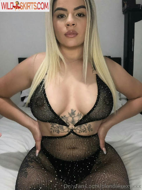 blondiesexyxxx / blondie_roxy / blondiesexyxxx nude OnlyFans, Instagram leaked photo #26