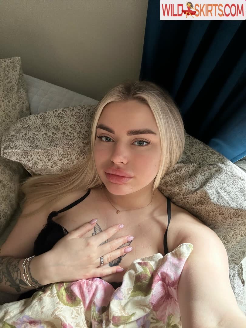 blondyaria nude OnlyFans leaked photo