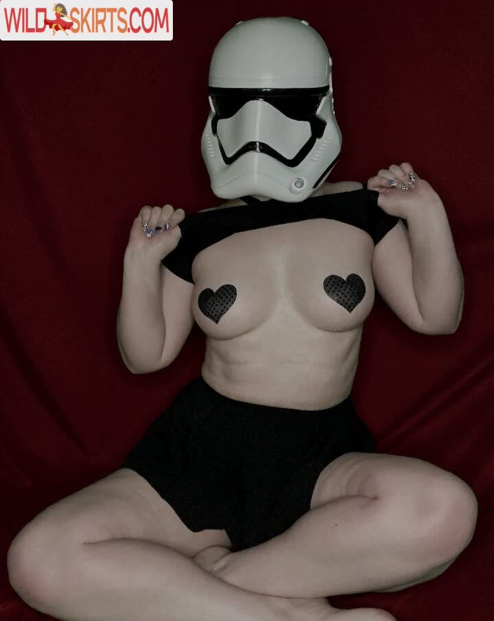 Blushingtrooper nude leaked photo #10