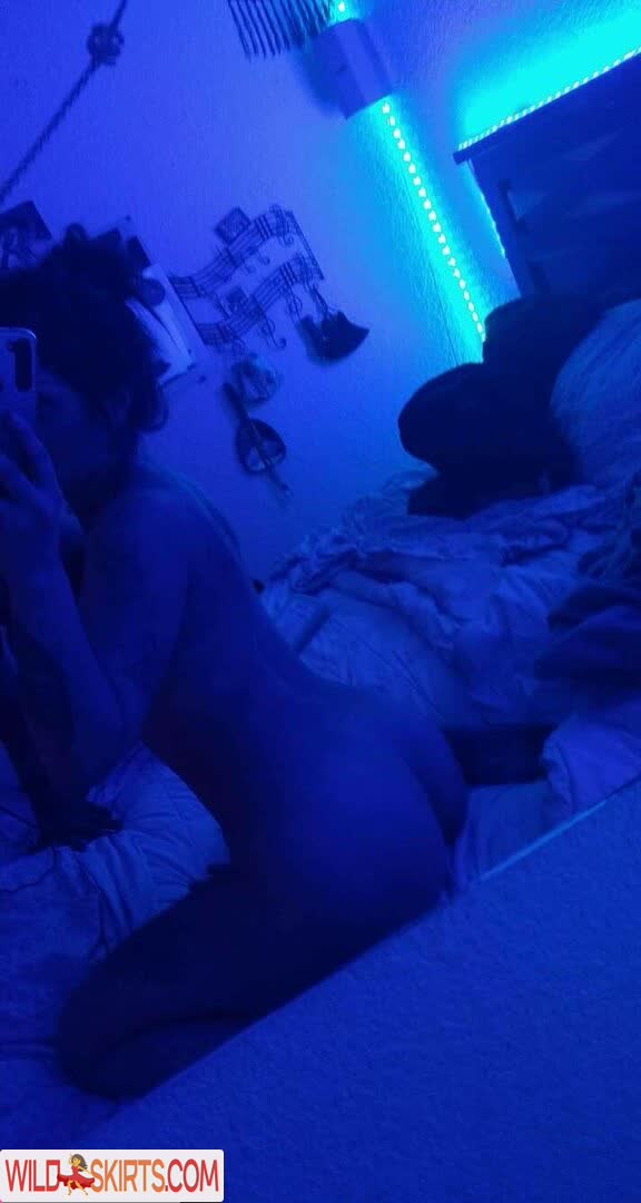 Bo Methazine nude leaked photo #1