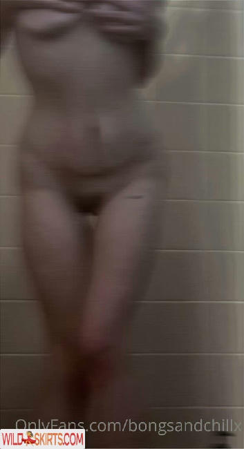 bongsandchillx nude OnlyFans leaked photo #11