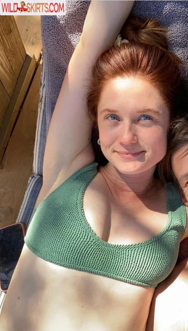 Bonnie Wright nude leaked photo #70