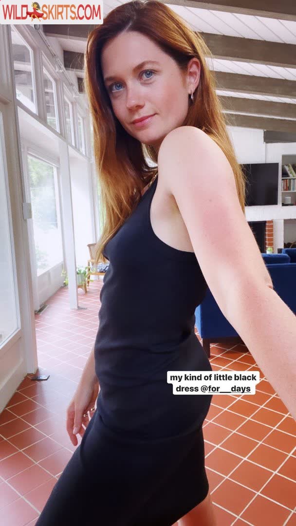 Bonnie Wright / thisisbwright nude Instagram leaked photo #5