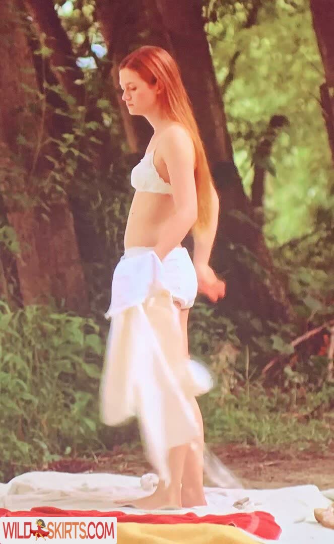 Bonnie Wright nude leaked photo #162