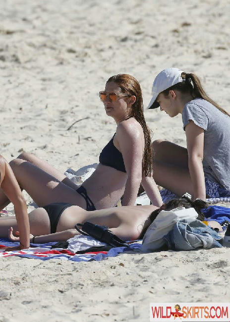 Bonnie Wright / thisisbwright nude Instagram leaked photo #103