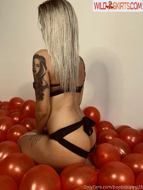 Boobsbunny28 / missmiapeaches nude OnlyFans leaked photo #21