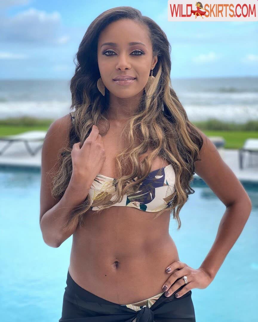 Brandi Rhodes nude leaked photo #223