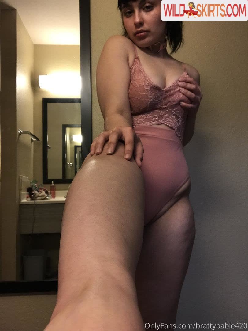 brattybabie420 / angelic_brat69 / xocotzine nude OnlyFans, Instagram leaked photo #29