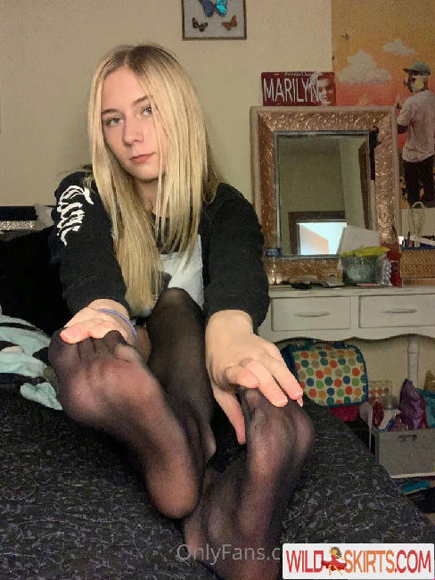 Brees_feet1 / Breebri12 / Thablondegirll / breefeet / brees_feet1 nude OnlyFans, Instagram leaked photo #22