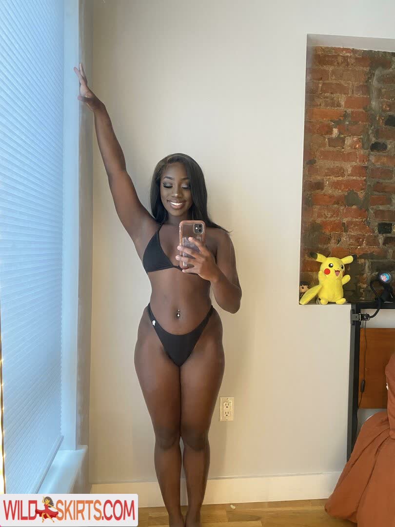 bribriann6722 / iibriannaii / sexybribri22 / theinfinitesadnesss nude OnlyFans, Instagram leaked photo #77