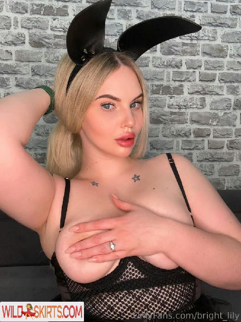 bright_lily nude OnlyFans leaked photo #27