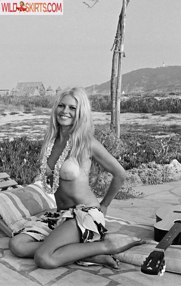 Brigitte Bardot / brigittebardotbb nude Instagram leaked photo #16