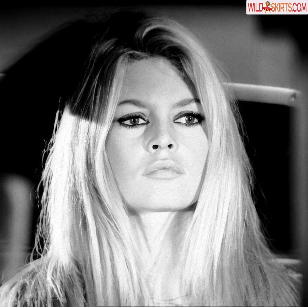 Brigitte Bardot / brigittebardotbb nude Instagram leaked photo #17