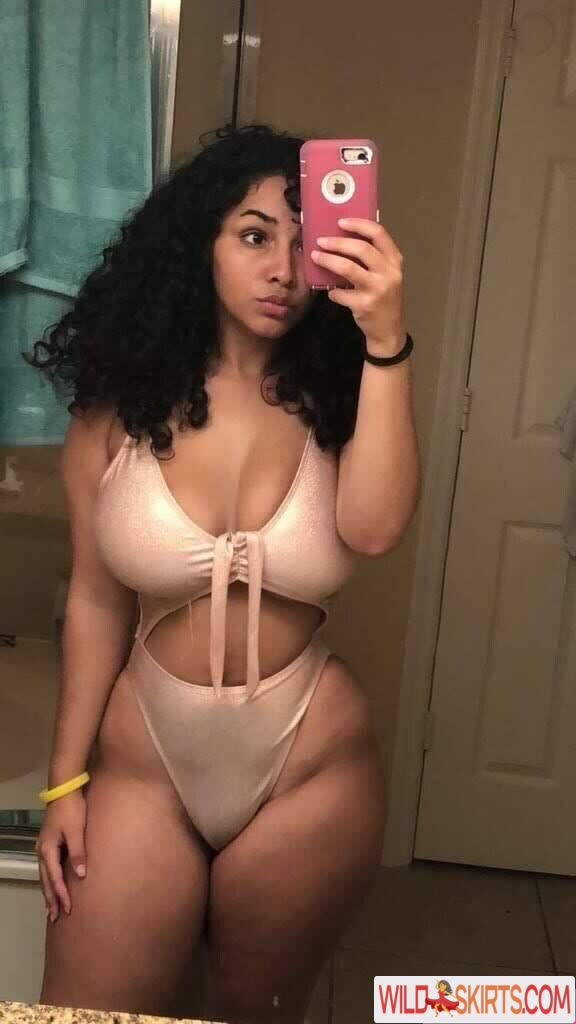 brimercado14 / bri__onepiece12 / bri_mercado nude Instagram leaked photo #8