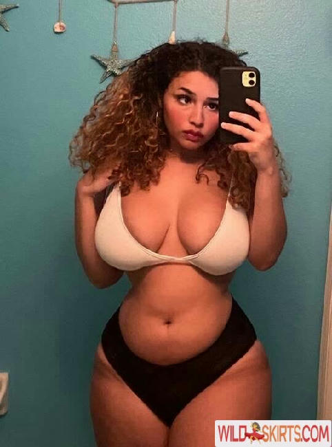 brimercado14 / bri__onepiece12 / bri_mercado nude Instagram leaked photo #43