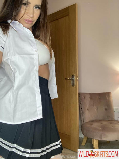 britishbustybrunettemilf nude OnlyFans leaked photo #84