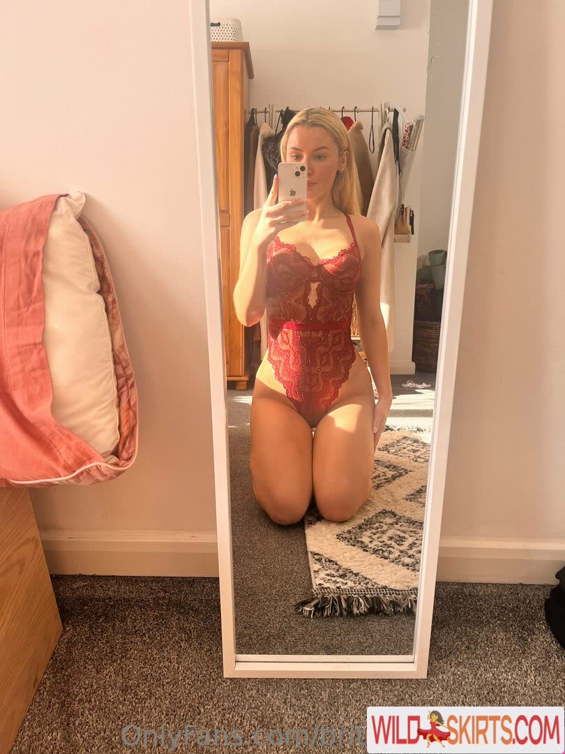 britishgrlnextdoor / Valentina / britishgrlnextdoor nude OnlyFans leaked photo #61
