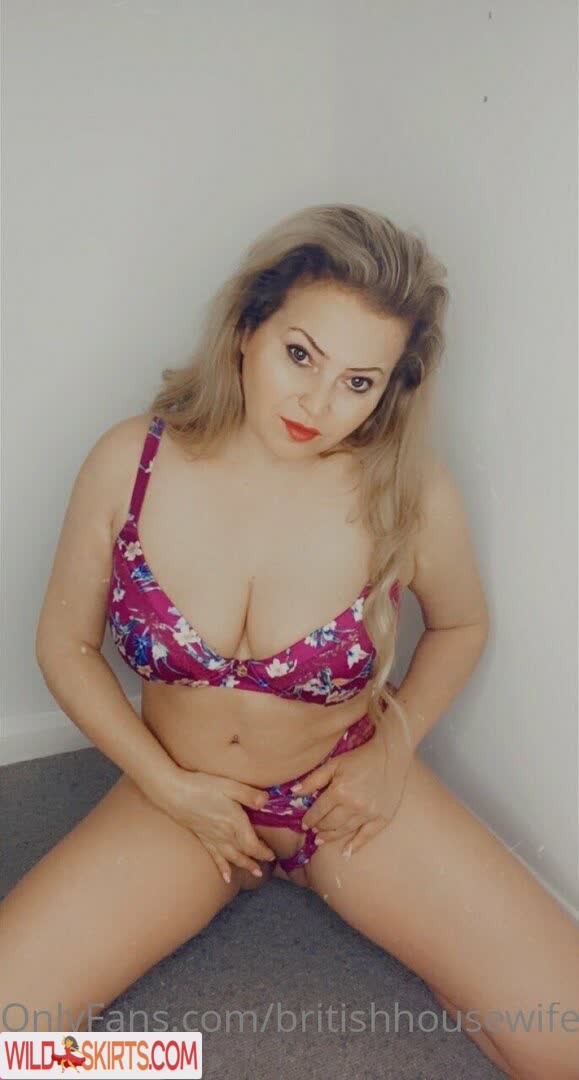 britishhousewife / britishhousewife / brittishwilliams nude OnlyFans, Instagram leaked photo