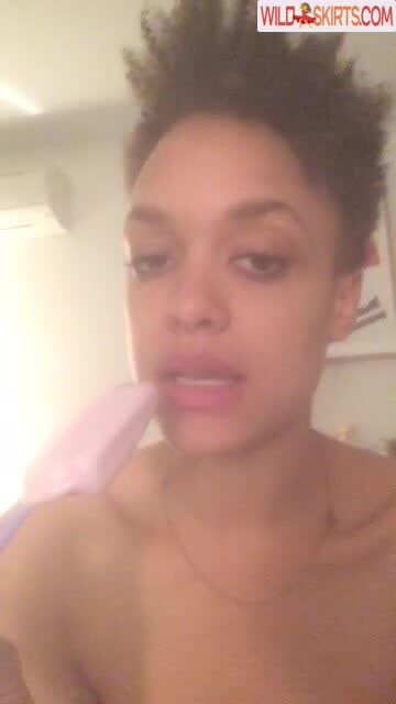 Britne Oldford nude leaked photo #1