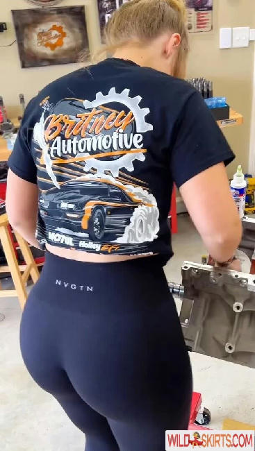 Britney Automotive / britneyamber / britneyautomotive / britneyautoz28 nude OnlyFans, Instagram leaked photo #10