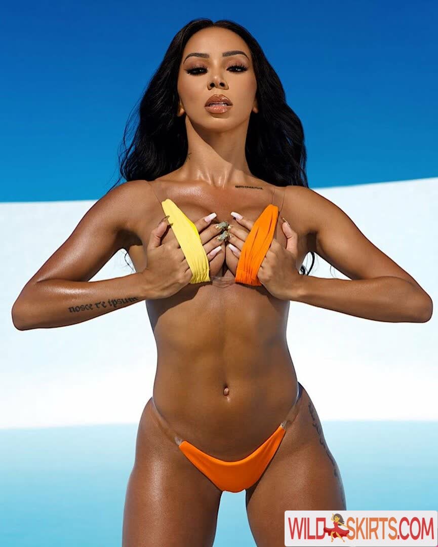 Brittany Renner / bundleofbrittany nude Instagram leaked photo #8