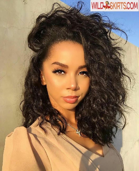 Brittany Renner / bundleofbrittany nude Instagram leaked photo #400