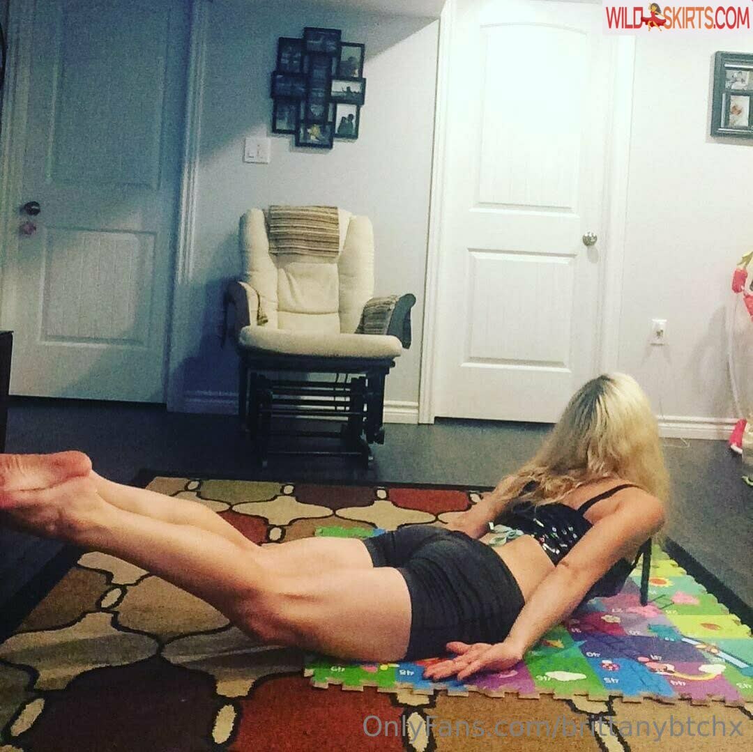 brittanybtchx / brittalinehan / brittanybtchx nude OnlyFans, Instagram leaked photo #7