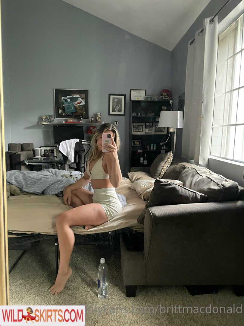 BrittMacDonald / brittanyjomac / brittmacdonald nude OnlyFans, Instagram leaked photo #5