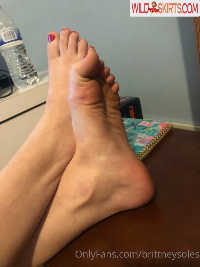 Brittneysoles nude leaked photo #76