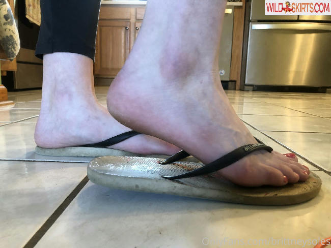 brittneysoles / brittneysoles / gypsy_soles nude OnlyFans, Instagram leaked photo #68