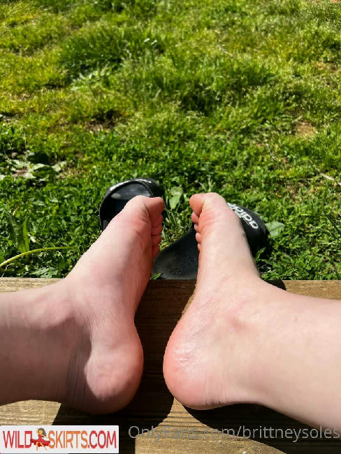 brittneysoles / brittneysoles / gypsy_soles nude OnlyFans, Instagram leaked photo #90