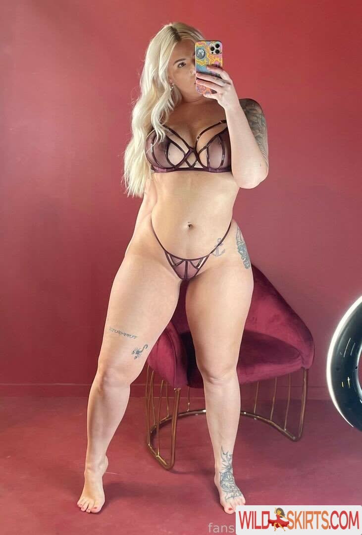 brittnyblaine / brittnyblaine / thebrittnyblaine nude OnlyFans, Instagram leaked photo #9