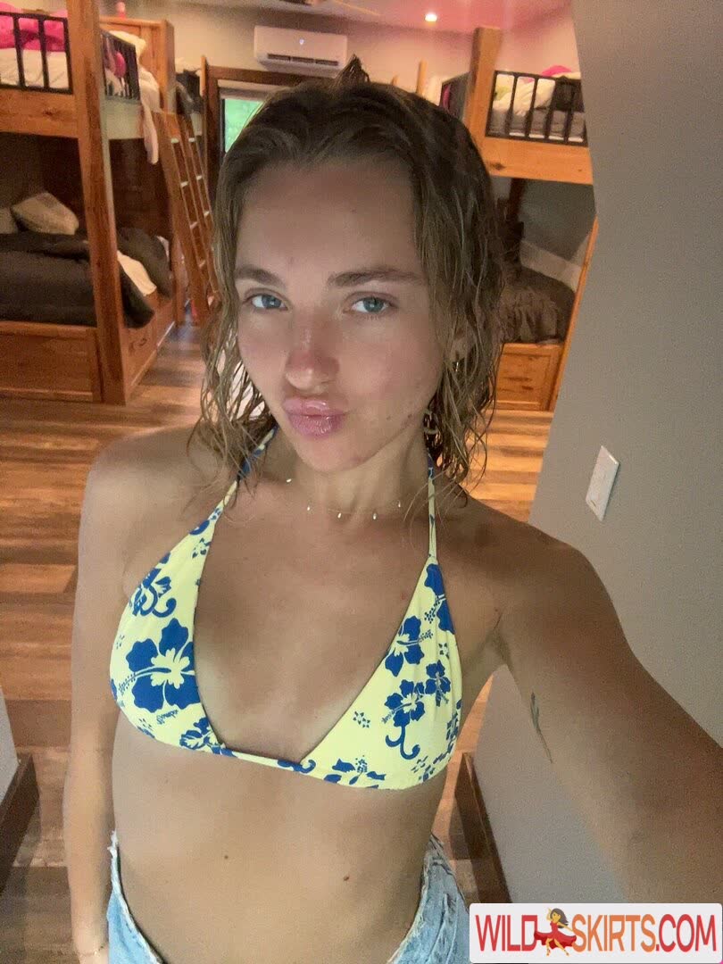 Brynn Rumfallo nude leaked photo #38