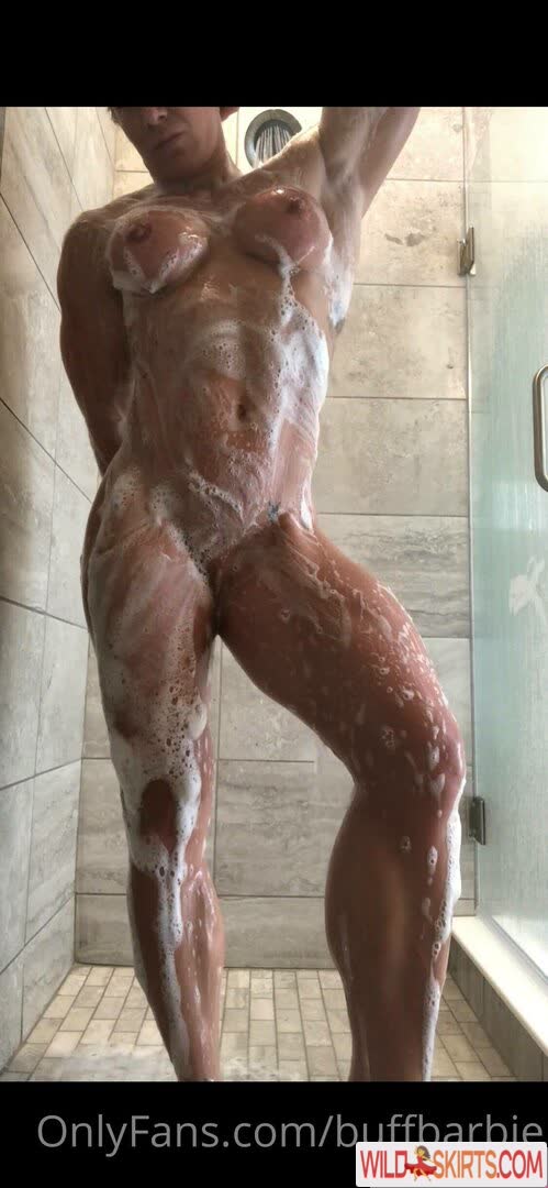 Buffbarbie nude leaked photo #1