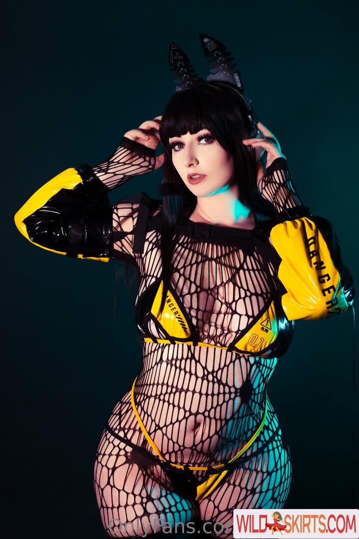 Bumblejinx / bbxCosplay / bumblejinx / unholy_jinxx nude OnlyFans, Instagram leaked photo #16