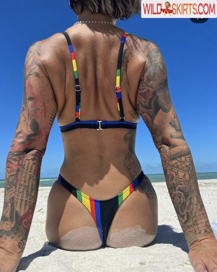 burningbright23 nude Instagram leaked photo #3
