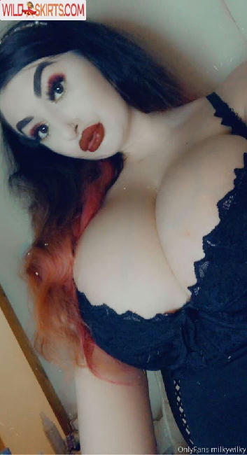 bustyaltgirl / busty_barbie / bustyaltgirl nude OnlyFans, Instagram leaked photo #35