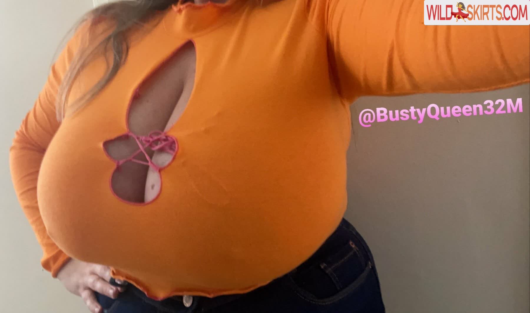 BustyQueen32M nude leaked photo #61