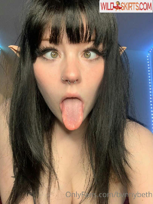 BvnnyBeth / bvnnybeth / vampireliquor nude OnlyFans, Instagram leaked photo #110