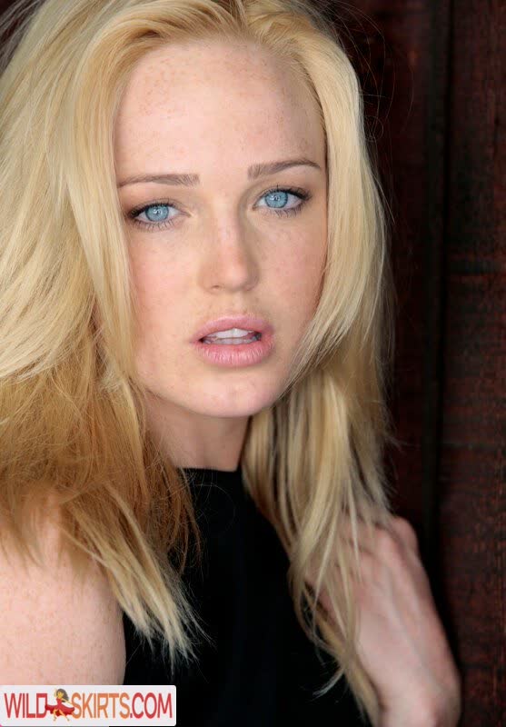 Caity Lotz nude leaked photo #88