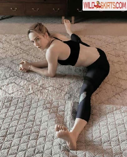 Caity Lotz / caitylotz nude Instagram leaked photo #24