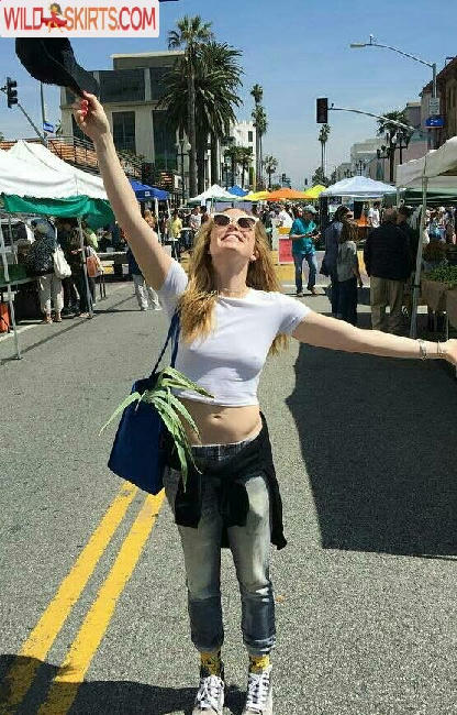 Caity Lotz / caitylotz nude Instagram leaked photo #138