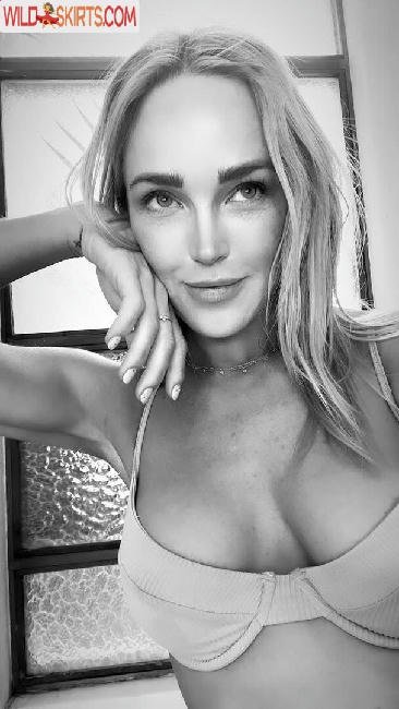 Caity Lotz / caitylotz nude Instagram leaked photo #215