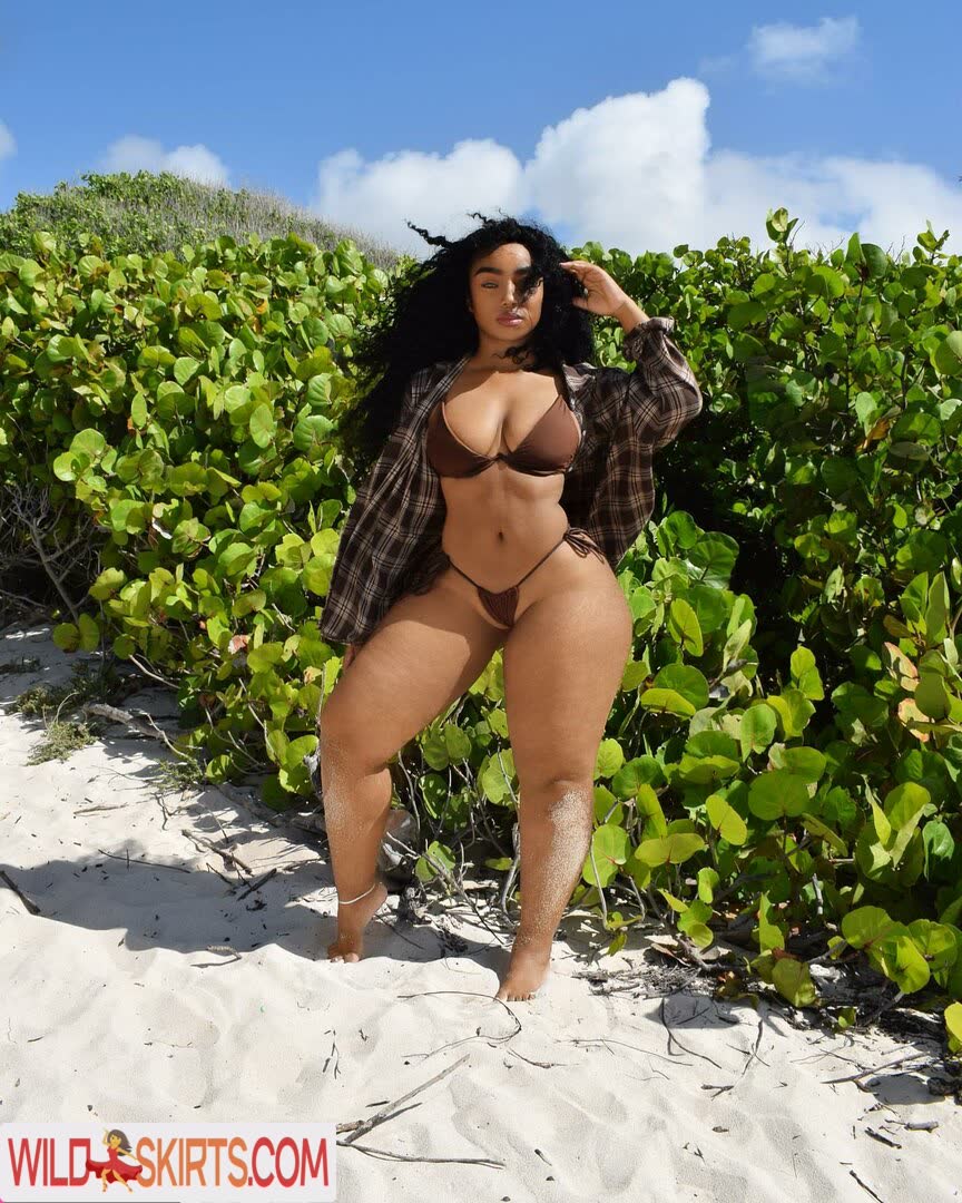 Calljayladoll nude leaked photo #9