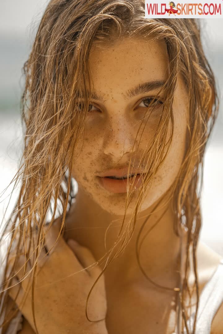 Camila Morrone / camilamorrone nude Instagram leaked photo #18