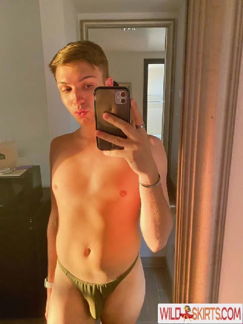 Camtoosaucy / camtoosaucy / ctoosaucy nude OnlyFans, Instagram leaked photo #4