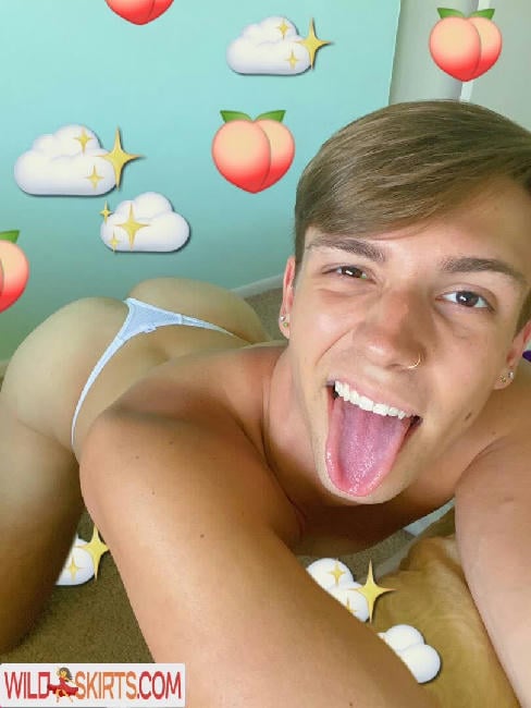 Camtoosaucy / camtoosaucy / ctoosaucy nude OnlyFans, Instagram leaked photo #1