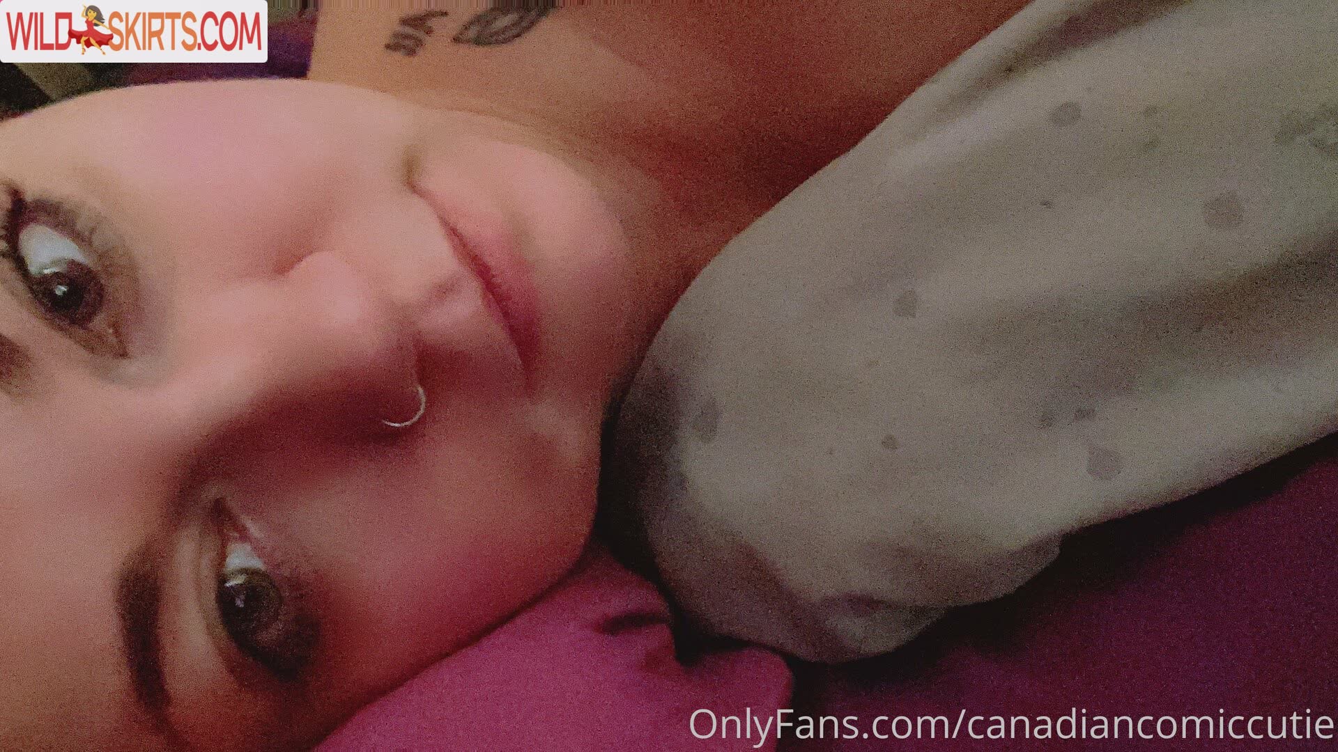 Canadiancomiccutie nude leaked photo #65