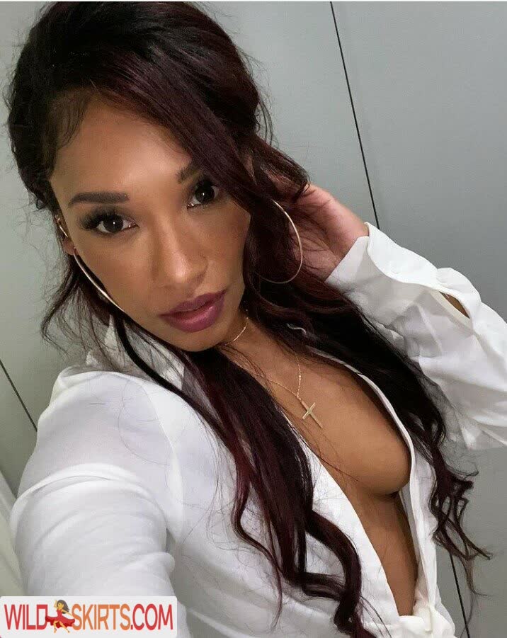 Candice Patton / candicepatton nude Instagram leaked photo #13