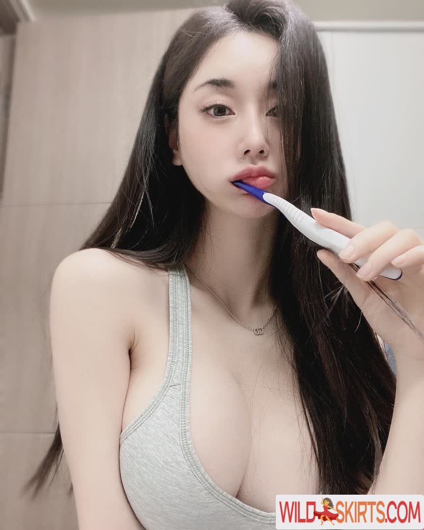 Candyseul nude leaked photo #50